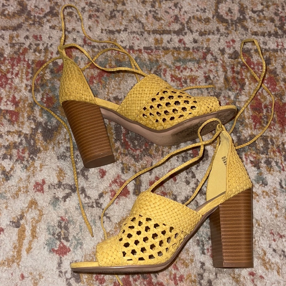 Just Fab Yellow Ankle Strap Sandals 💛